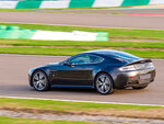 SMARTBOX - Coffret Cadeau Stage de pilotage : 6 tours sur le circuit de Montlhéry en Aston Martin V8 Vantage -  Sport & Aventure