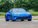 SMARTBOX - Coffret Cadeau Stage de pilotage multivolant : 2 tours en Alpine et 2 tours en Lamborghini Gallardo sur le circuit de La Ferté-Gaucher -  Sport & Aventure
