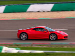 SMARTBOX - Coffret Cadeau Stage de pilotage : 4 tours sur le circuit de Trappes en Ferrari 458 -  Sport & Aventure