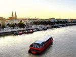 SMARTBOX - Coffret Cadeau Croisière romantique sur la Garonne avec dîner à bord d'un bateau-restaurant -  Sport & Aventure