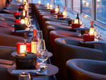 SMARTBOX - Coffret Cadeau Croisière gourmande d’1h45 sur la Seine avec dîner Menu 3 plats et vin sur le Paris en Scène -  Gastronomie