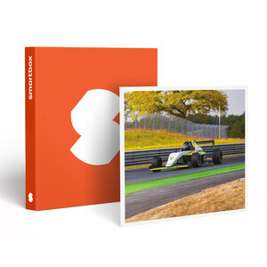 SMARTBOX - Coffret Cadeau Stage de pilotage monoplace : 6 tours sur le circuit de Nogaro en Formule 4 - Sport & Aventure