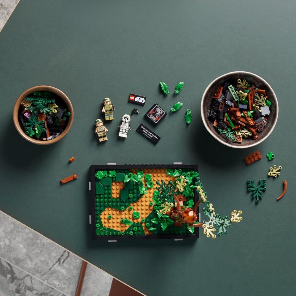 Lego Star Wars Diorama de la course-poursuite en speeder sur Endor
