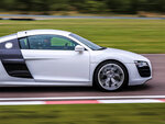 SMARTBOX - Coffret Cadeau Stage de pilotage : 3 tours sur le circuit de Pouilly-en-Auxois en Audi R8 V10 -  Sport & Aventure