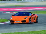 SMARTBOX - Coffret Cadeau Jusqu'à 8 tours de conduite en Lamborghini sur circuit -  Sport & Aventure
