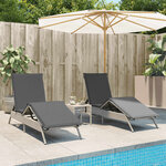 vidaXL Chaises longues lot de 2 avec table gris clair résine tressée