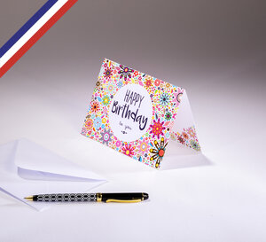 Carte double gourmandiz créée et imprimée en france sur papier certifié pefc - happy birthday - fleurs graphiques