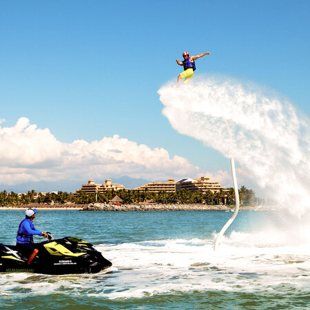 SMARTBOX - Coffret Cadeau Session de flyboard de 40 min pour 2 personnes à Hyères -  Sport & Aventure