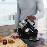 Russell hobbs bouilloire retro noir classique 2400 w 1 7 l