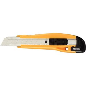 Cutter grand modèle  lame 18 mm