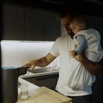 Babymoov machine de préparation de biberons milky now bleu foncé