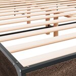 vidaXL Cadre de lit chêne marron 140x200 cm bois d'ingénierie et métal