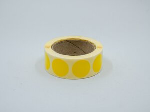 Rouleau de 500 Pastilles autocollantes jaunes enlevables