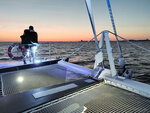 SMARTBOX - Coffret Cadeau Balade en catamaran pour 2 personnes depuis La Rochelle au coucher du soleil avec champagne -  Sport & Aventure