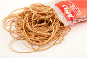 Bracelets Caoutchouc 80X2 100Gr.
