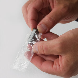 Lot de 100 sachets plastiques à fermeture zip 40x60mm standard 50µ