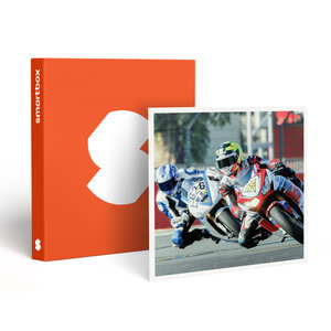 SMARTBOX - Coffret Cadeau Baptême en moto ou pilotage de voiture de sport sur le circuit de Magny-Cours - Sport & Aventure
