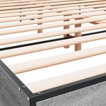 vidaXL Cadre de lit sonoma gris 140x200 cm bois d'ingénierie et métal