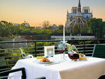 SMARTBOX - Coffret Cadeau Paris en duo : visite de la tour Eiffel et dîner romantique avec vin ou champagne -  Multi-thèmes