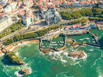 SMARTBOX - Coffret Cadeau Vol en hélicoptère de 20 min au-dessus de Biarritz et du littoral basque -  Sport & Aventure