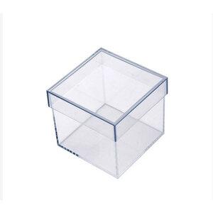 Boite en plastique carrée 93x93x90mm