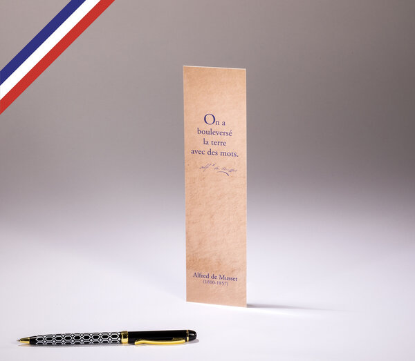 Marque-page créé et imprimé en France - "On a bouleversé la terre avec des mots"