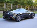SMARTBOX - Coffret Cadeau Stage de pilotage : 4 à 5 tours de circuit au volant d'une Aston Martin Vantage -  Sport & Aventure