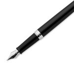 Stylo plume Hémisphère Pte Moyenne Corps Vernis Noir Attribut Chrome WATERMAN