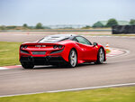 SMARTBOX - Coffret Cadeau Stage de pilotage : 3 tours de circuit au volant d'une Ferrari 488 GTB -  Sport & Aventure