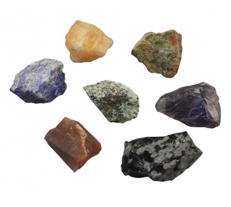 Minéraux, roches et pierres précieuses