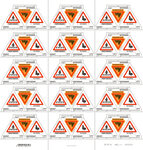 Timbre TAAF - Triptyque - Panneaux de signalisation