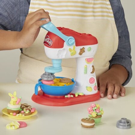 Play-doh kitchen – pate a modeler - le robot pâtissier - La Poste