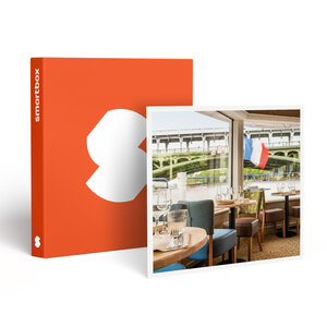 SMARTBOX - Coffret Cadeau 2h de croisière sur la Seine avec dîner à bord du Capitaine Fracasse le vendredi - Gastronomie