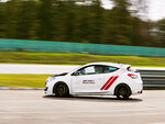 SMARTBOX - Coffret Cadeau 1/2 journée de pilotage en Mégane 3 RS Trophy sur un circuit : Dijon  Magny-Cours ou Le Mans -  Sport & Aventure
