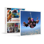 SMARTBOX - Coffret Cadeau Saut en parachute en tandem avec un moniteur près de Maubeuge -  Sport & Aventure