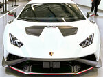 Pilotage d'exception : 8 tours en lamborghini huracán sto sur le circuit château gaillard - smartbox - coffret cadeau sport & aventure
