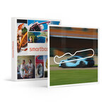 SMARTBOX - Coffret Cadeau Stage de pilotage : 3 à 5 tours au volant d'une voiture de course sur le circuit de Trappes -  Sport & Aventure