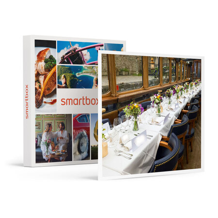 SMARTBOX - Coffret Cadeau Croisière de 2h sur la Seine avec dîner gastronomique  vin et champagne -  Gastronomie