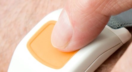 Comparatif des détecteurs de chute : quel dispositif choisir ?